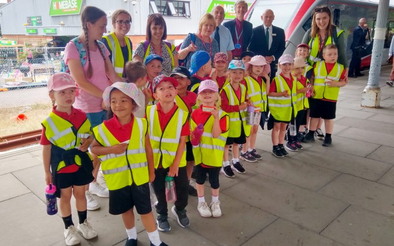 Children from Rosehill Primary School at Felixstowe station